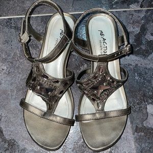 Kenneth Cole jeweled wedges size 6